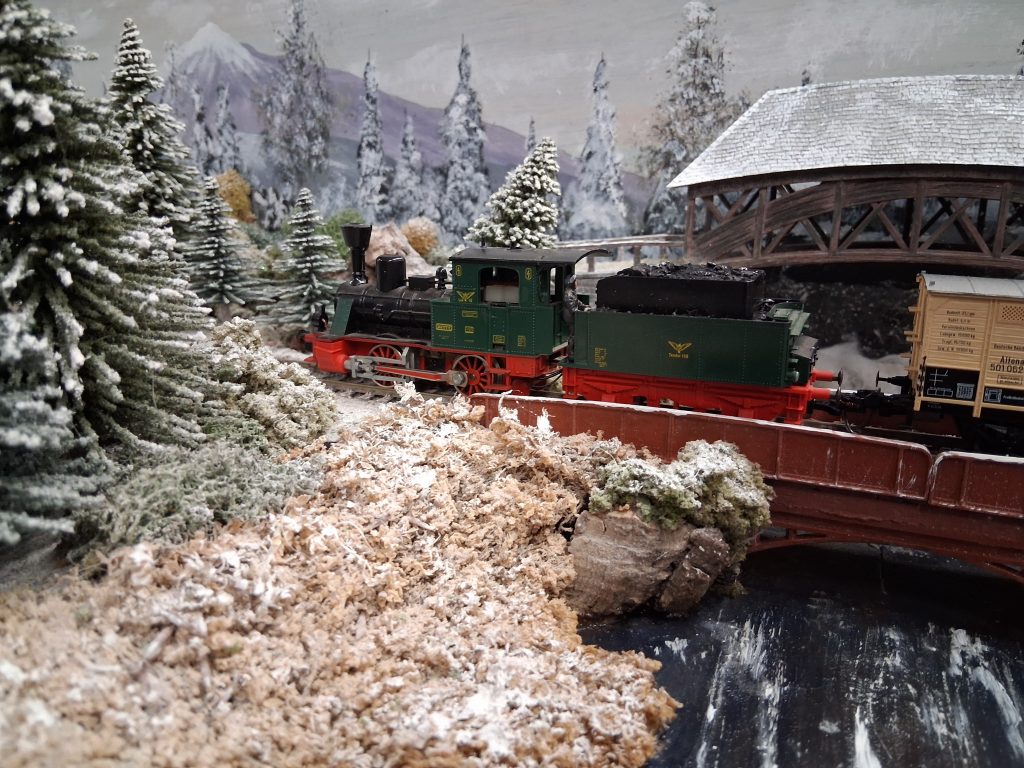 Mittenwald is a small country terminus Banhof in southern Bavaria